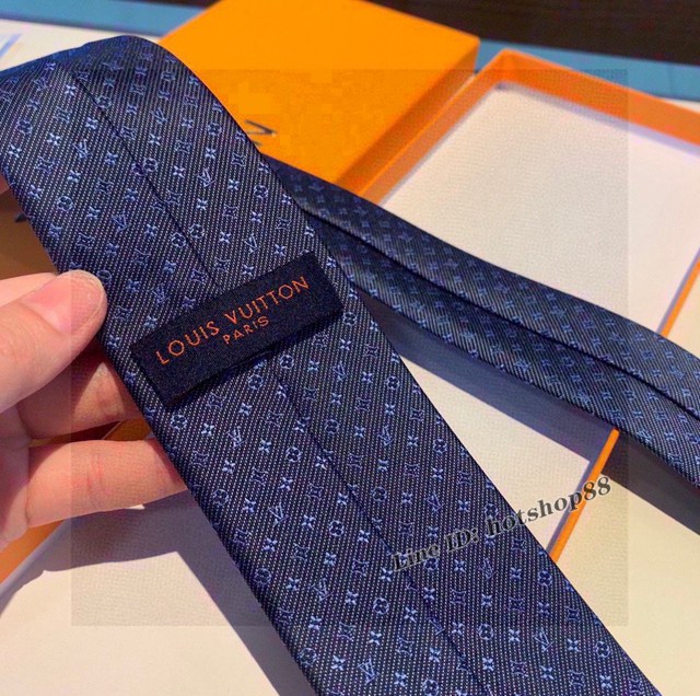 LV專櫃新品路易威登小Logo提花真絲手工定制男士圍巾 mmyj1649